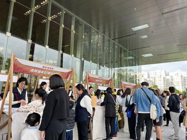 圖5-檔案體驗及文創市集活動(2)