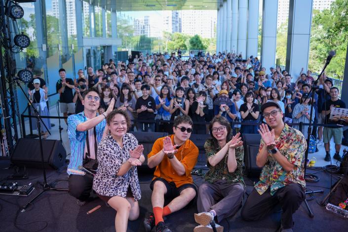 圖2 「未竟之夜」讓國家檔案館陸續湧入人潮